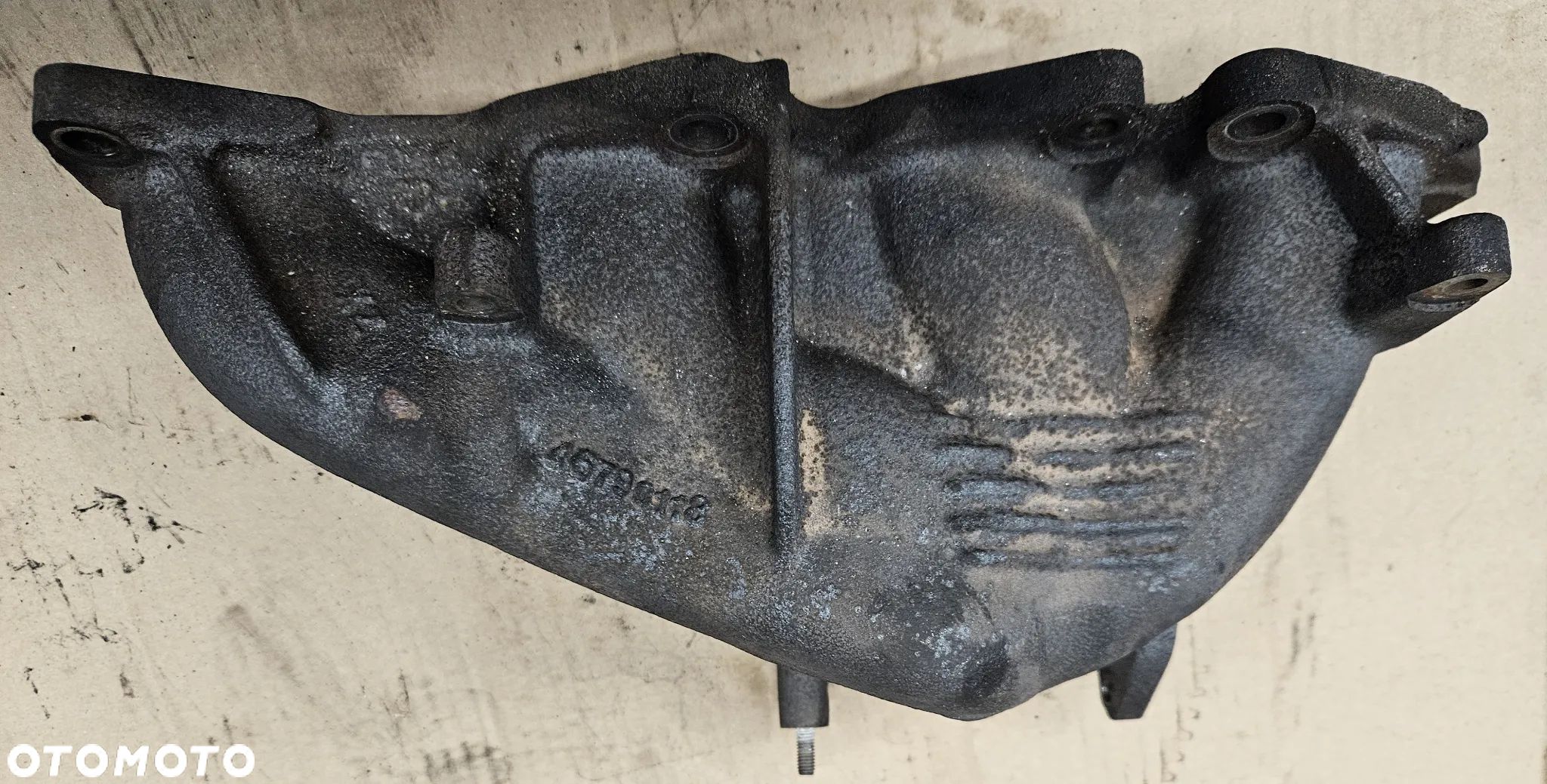 Alfa Romeo 147 159 GT 1.9 JTD kolektor wydechowy 46790118