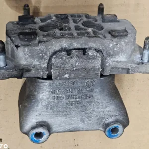 Audi A6 C6 A4 B7 2.8 3.0 3.2 FSI TFSI   poduszka łapa skrzyni biegów  4F0199115AH