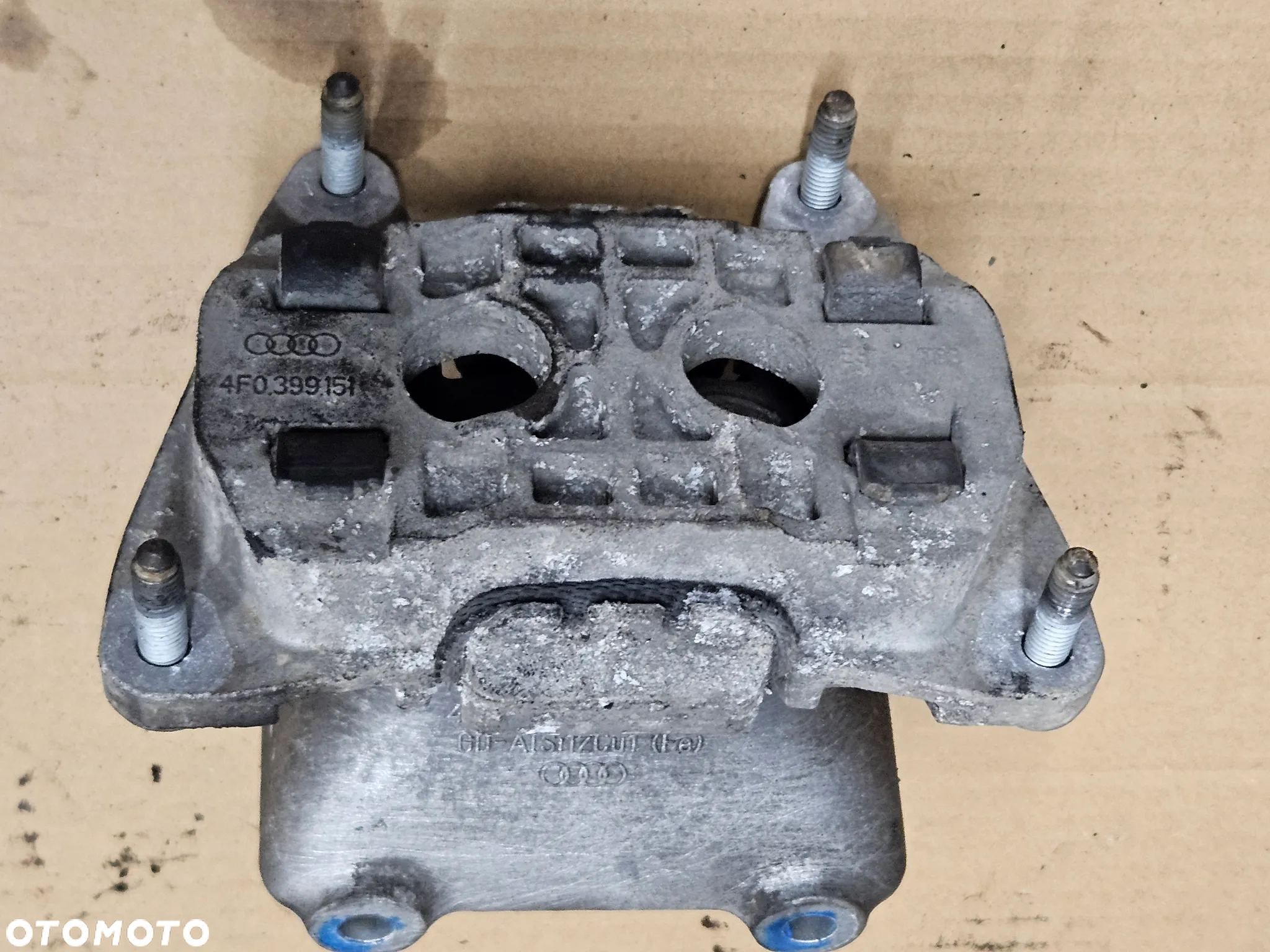 Audi A6 C6 A4 B7 2.8 3.0 3.2 FSI TFSI poduszka łapa skrzyni biegów 4F0199115AH - obrazek 3