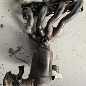 BMW 1 3 E90 E91 E87 116i 118i 316i 318i N43 1.6 kolektor wydechowy Katalizator 7563672