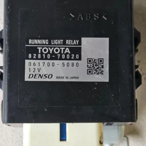 Citroen C1 Peugeot 107 Toyota Aygo moduł sterownik świateł 82810-70020
