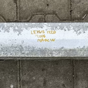 Lexus IS250 IS220 IS belka zderzaka tył tylnego