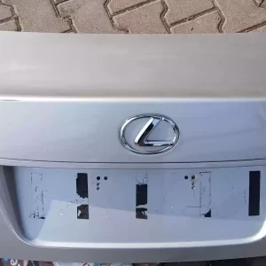 Lexus IS IS250 IS220 klapa tyl tylna 8R6