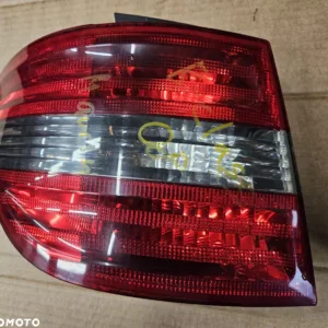 Mercedes B W245 lampa tył tylna prawa lewa