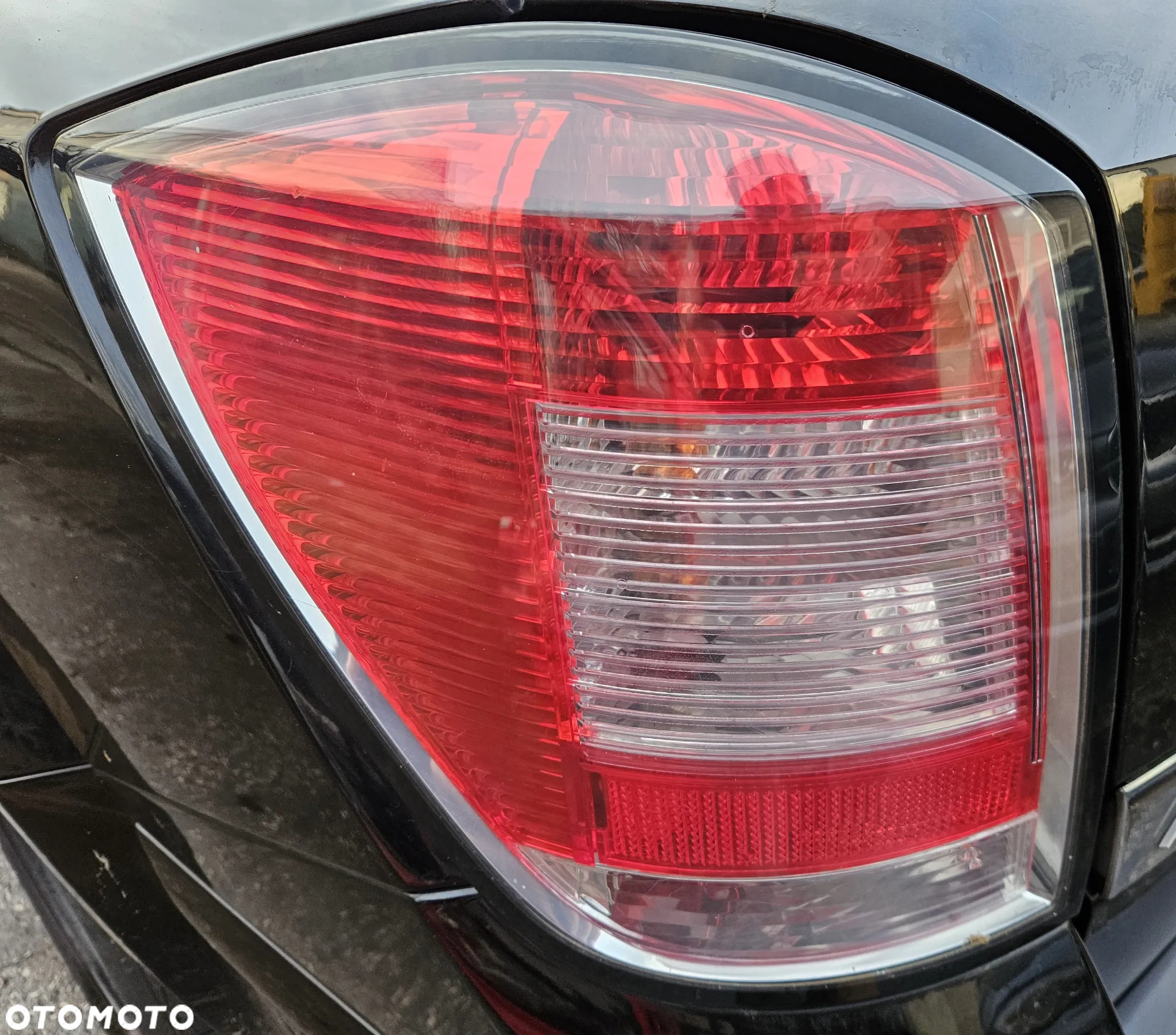 Opel Astra H III 3 kombi lift lampa tył tylna prawa lewa - obrazek 3