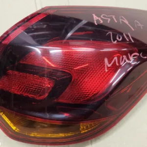 Opel Astra J 4 IV HB lampa tył tylna prawa  lewa
