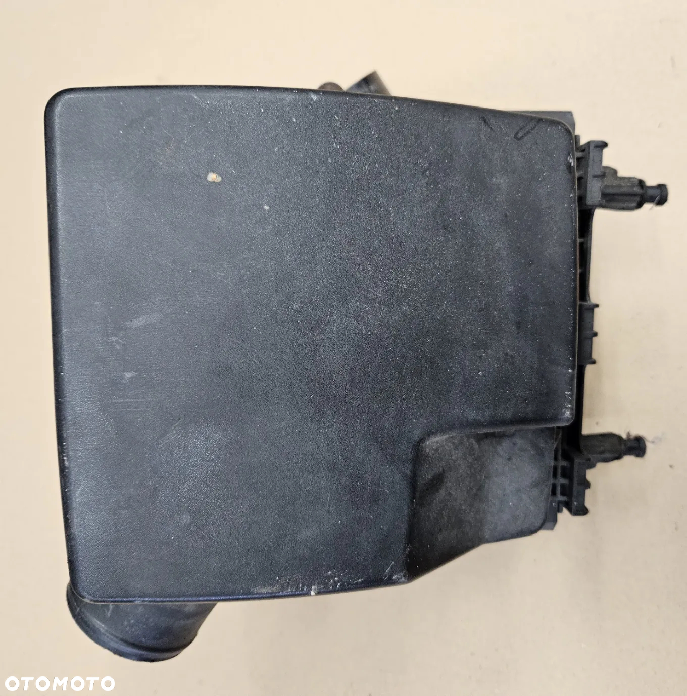 Opel Corsa D 1.2 1.4 16V obudowa filtra powietrza - obrazek 2