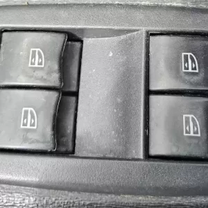 Renault Koleos I panel sterowania szyb