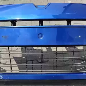 Renault Megane III zderzak przód przedni