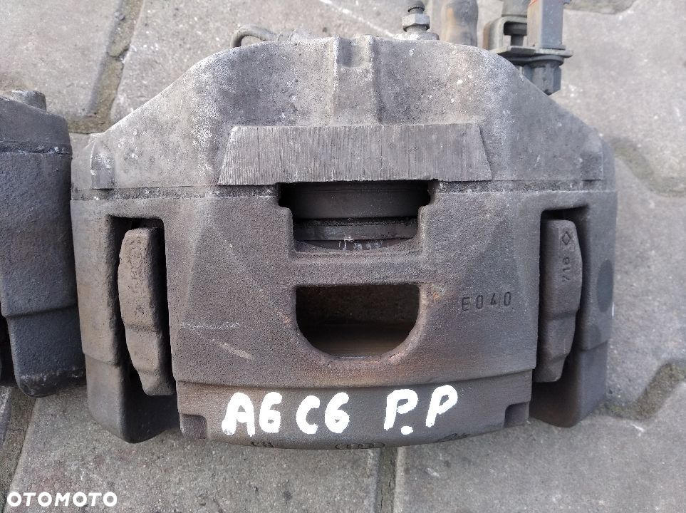 Audi A6 C6 zacisk hamulcowy przód przedni prawy   lewy tarcza 321 (973) - obrazek 3