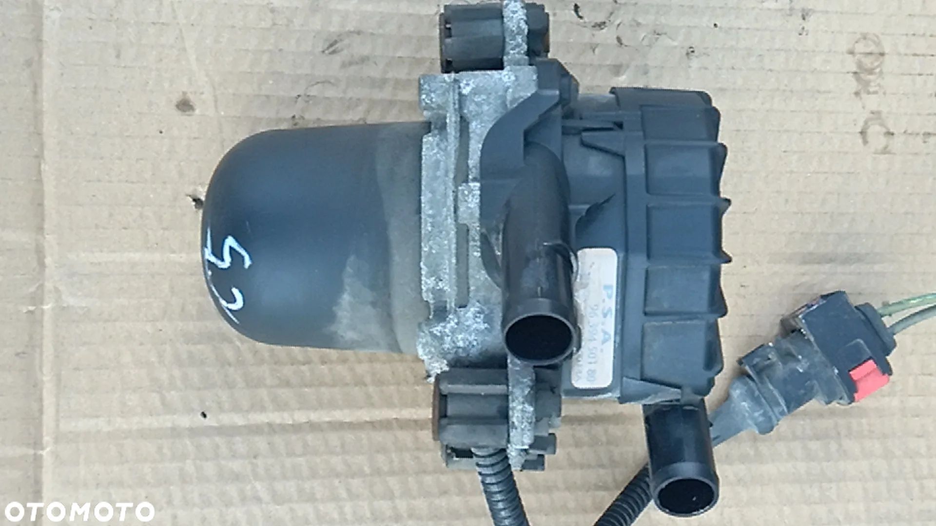 Citroen C5 C8 Peugeot 307 207 807 1.8 2.0 16V pompa powietrza wtornego 9639450180