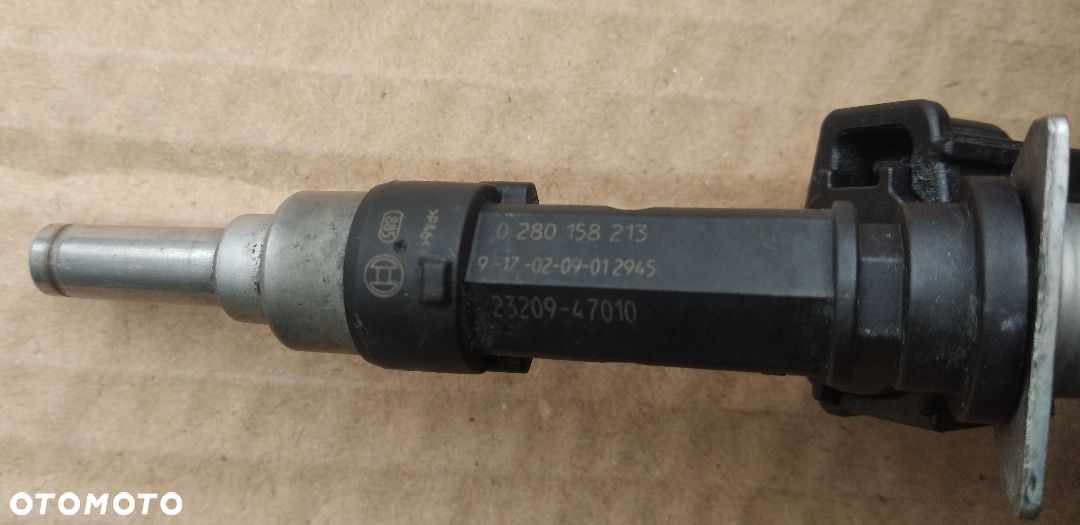 Toyota Yaris 1.33 1NR Urban Cruiser wtryskiwacz listwa wtryskowa 23209-47010
