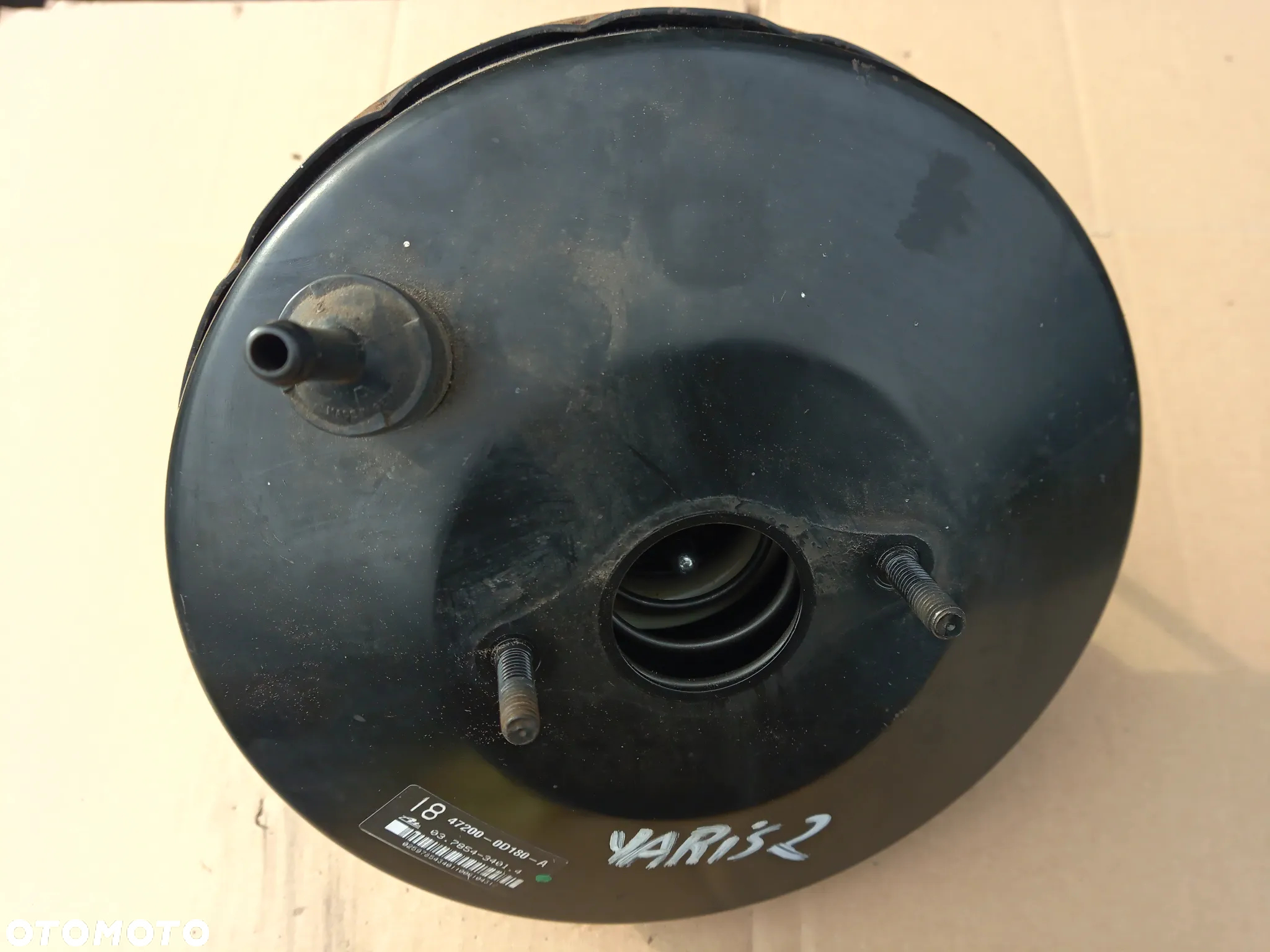 Toyota Yaris II 2 1.0  1.4 D4D serwo hamulcowe 47200-OD180 0D170 - obrazek 2