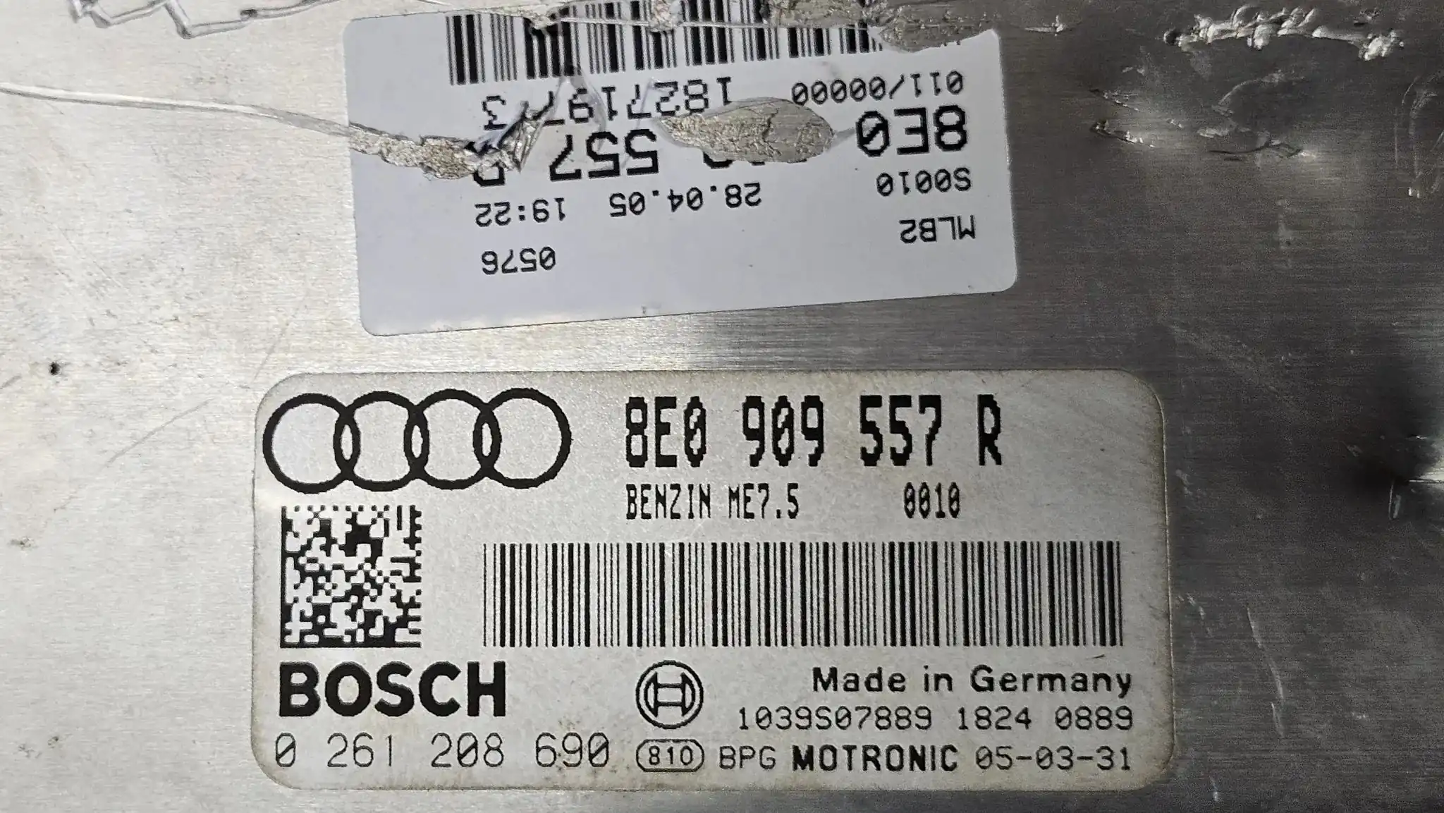 Audi A4 B6 B7 2.0 FSI komputer sterownik silnika 8E0909557R