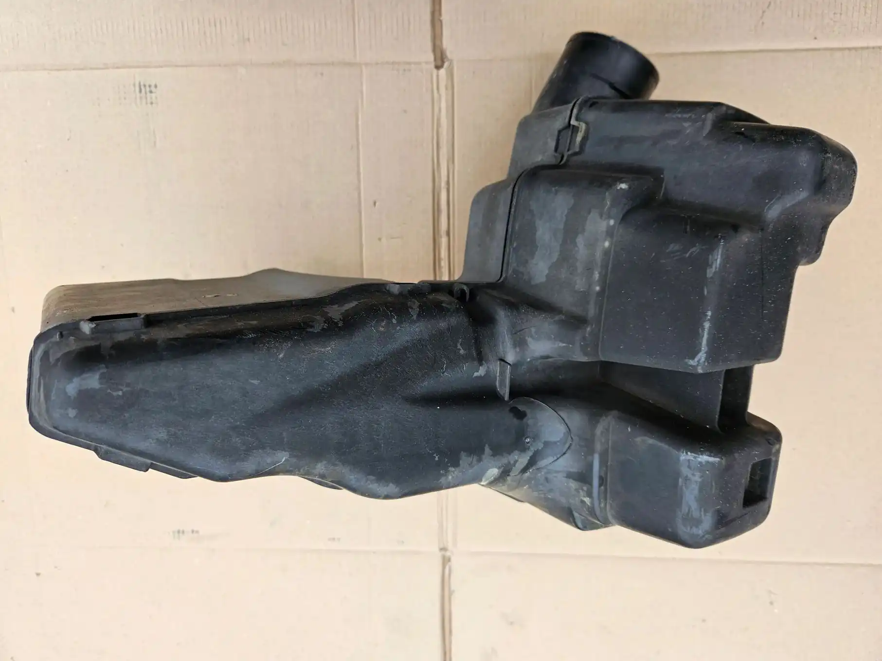 Peugeot 307 1.6 2.0 16V rezonator wlot do filtra powietrza - obrazek 3